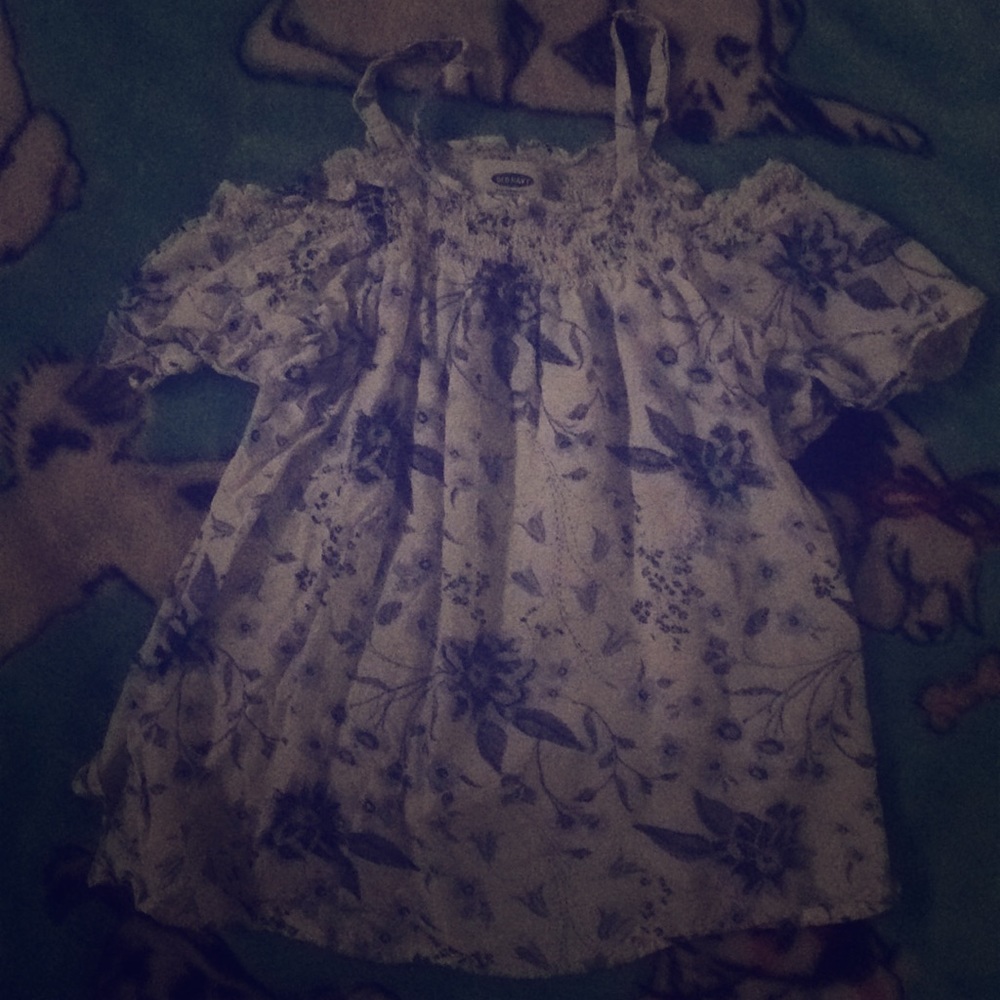 White shirt with blue flowers size 6-7